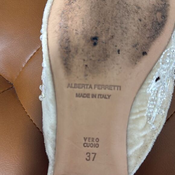 Alberta Ferretti Beige Velvet Flat Mules Embellished with Beads & Crystals. - Picture 9 of 10